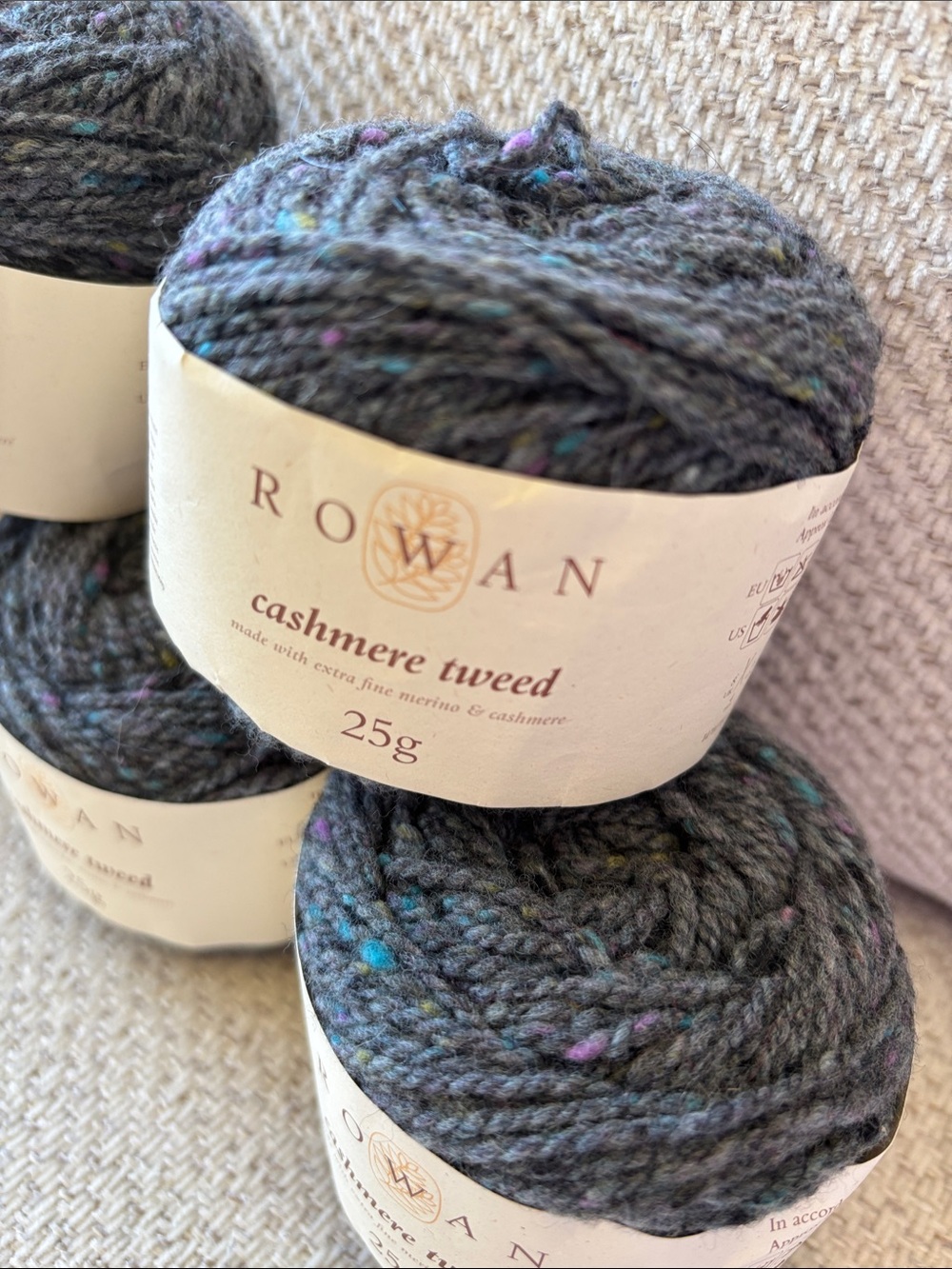 Cashmere wool blend yarn 125g total